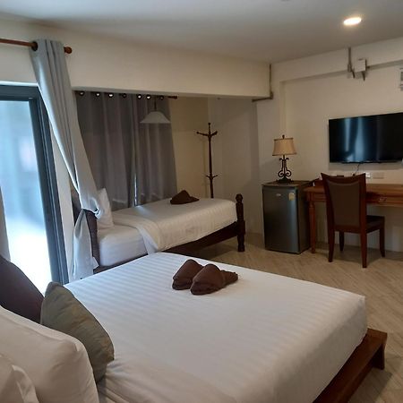Valentier Cafe And Hotel Chiang Mai Dış mekan fotoğraf