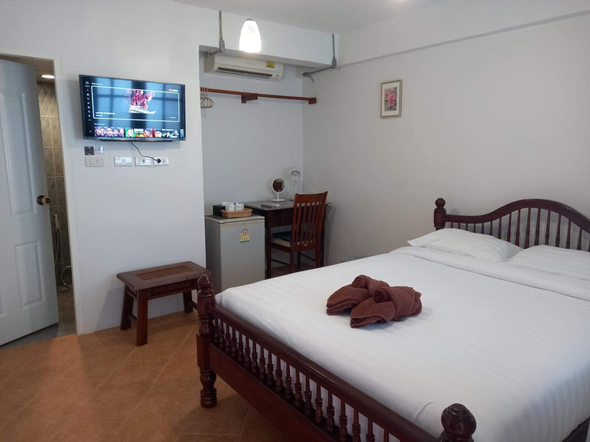 Valentier Cafe And Hotel Chiang Mai Dış mekan fotoğraf